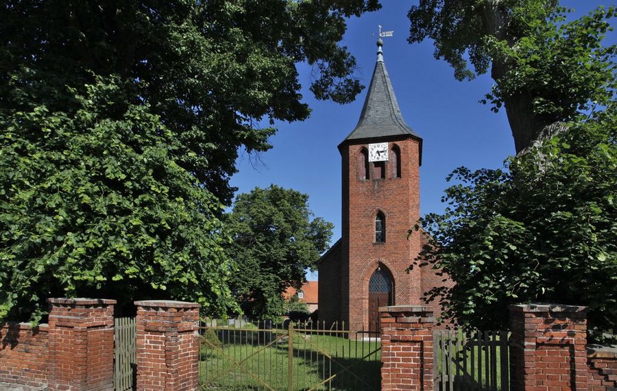 Kirche in Böhne