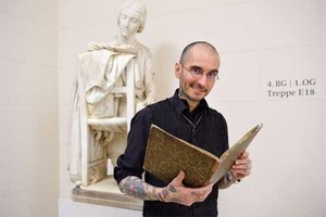 "Bakterien, Gerüche und Leichen" - Dr. Mark Benecke "Bakterien, Gerüche und Leichen" - Dr. Mark Benecke