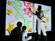 "Zinnober in der grauen Stadt“ von UNITED PUPPETS