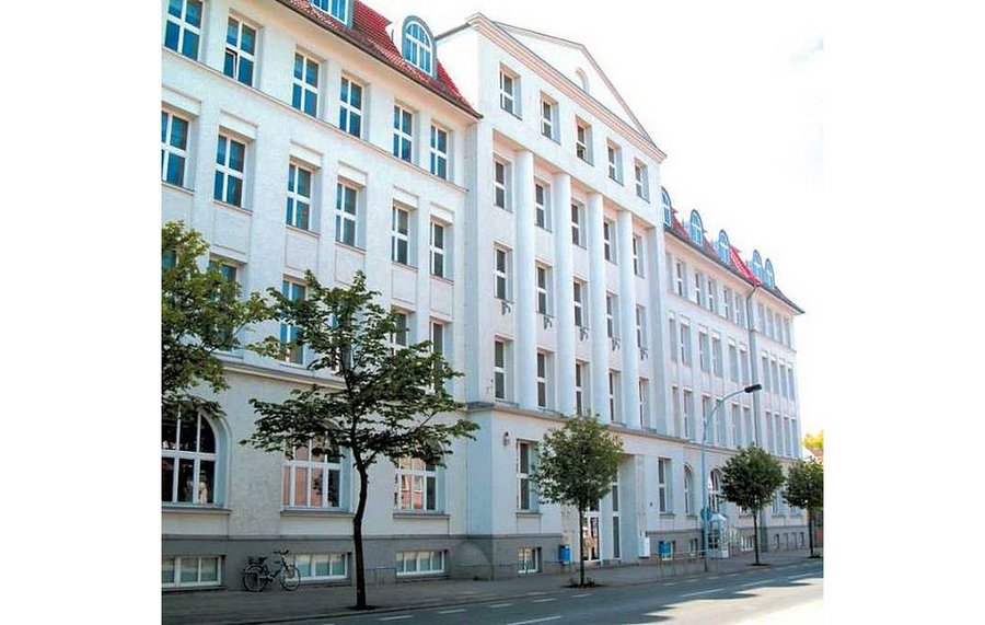 Vorderansicht Rathaus in Rathenow
