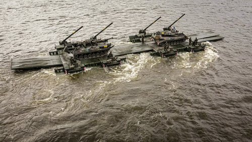 Bundeswehrtransport im Wasser