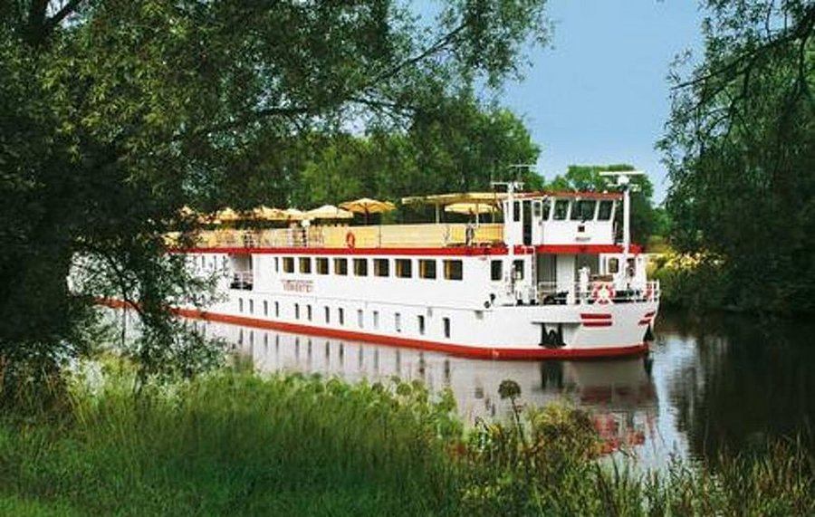 Hotelschiff Koenigstein auf der Havel