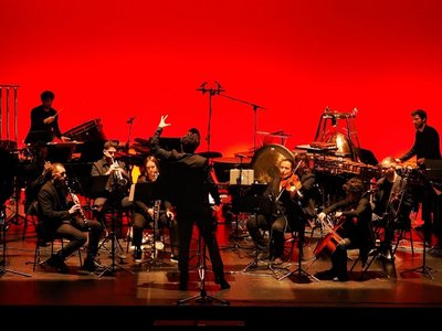 ARXIS ENSEMBLE – Musik der Gegenwart entdecken
