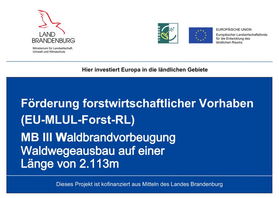 Hinweisschild auf ein Projekt mit EU-Förderung