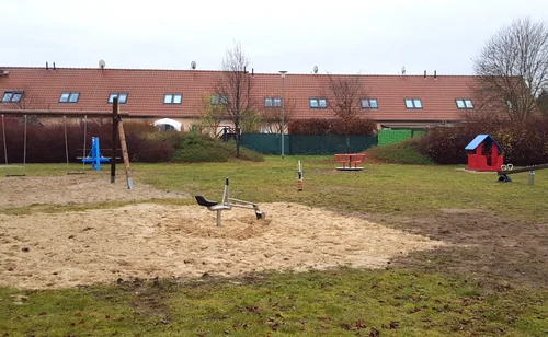 Spielplatz im Wohngebiet zwischen Seestraße und Baumweg im Rathenower Ortsteil Steckelsdorf