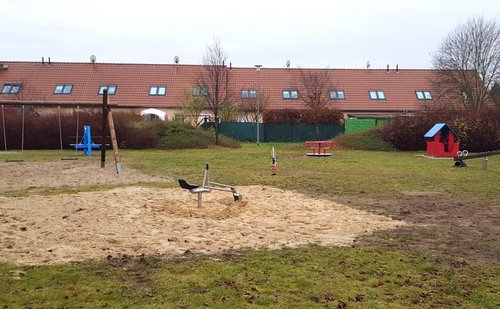 Spielplatz im Wohngebiet zwischen Seestraße und Baumweg im Rathenower Ortsteil Steckelsdorf 