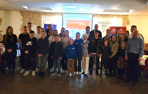 Gruppenbild Sportlerinnen und Sportler des Jahres 2022