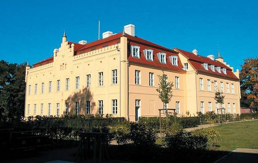 Schloss Nennhausen