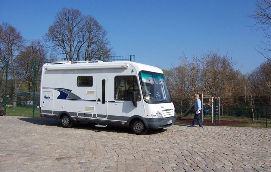 Wohnmobil auf dem Stellplatz