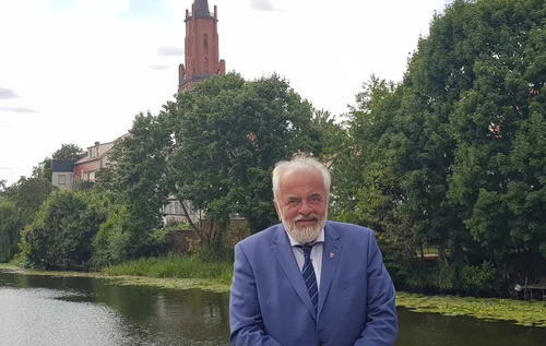 Bürgermeister Seeger am Alten Hafen