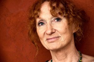 Gespräche am Schleusenplatz - Lesung "Mit den Augen von Inana" Gespräche am Schleusenplatz - Lesung "Mit den Augen von Inana"